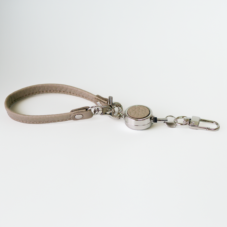 BR508/Emboss reel Keyring