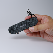 BR511 / Skateboard charm