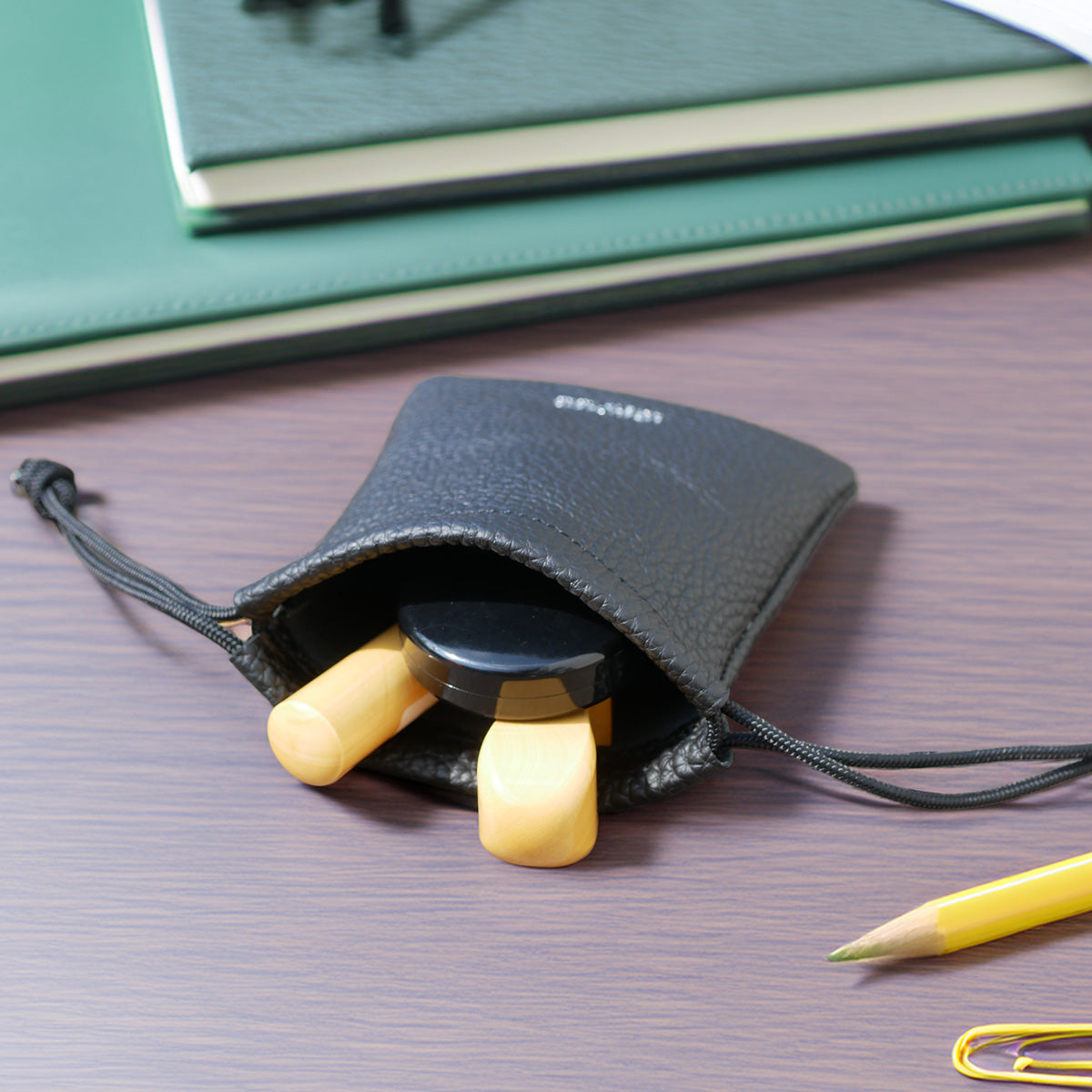 BR521/ Emboss Purse mini pouch