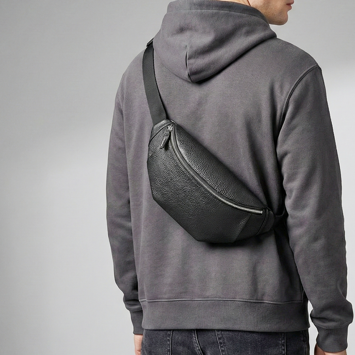 BR716/Emboss Body Bag