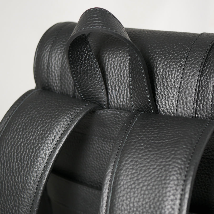 BR705/Emboss Daypack